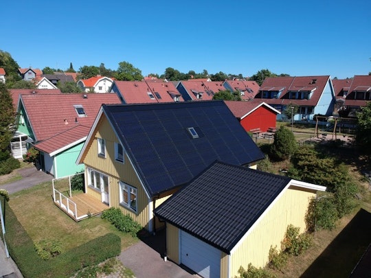 Integrerade solceller på villa i Mölndal